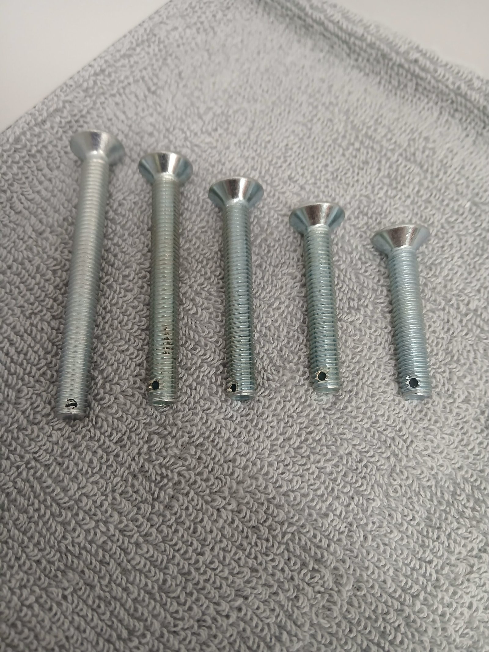 counter sunk drilled shank bolts 6mm Counter Sunk & Socket Head Bolts w/Drilled Shank - Image 1